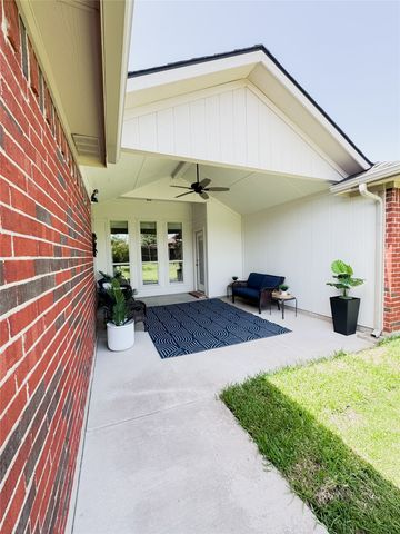 1244 Waters Edge Drive, Rockwall, TX 75087