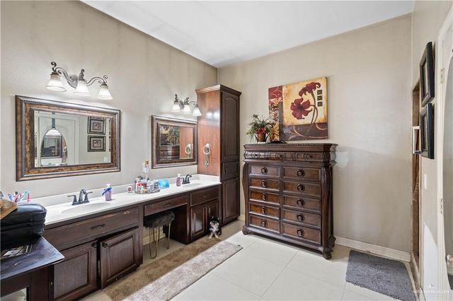 1406 E 29th Street, Mission, TX 78574