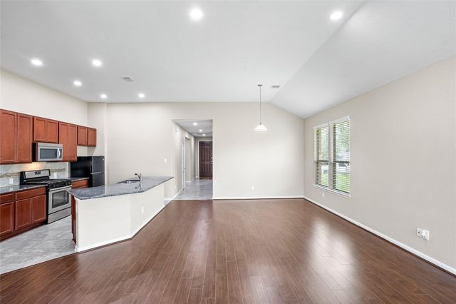 6530 Bayliss Valley Lane, Katy, TX 77449