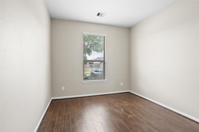 6530 Bayliss Valley Lane, Katy, TX 77449