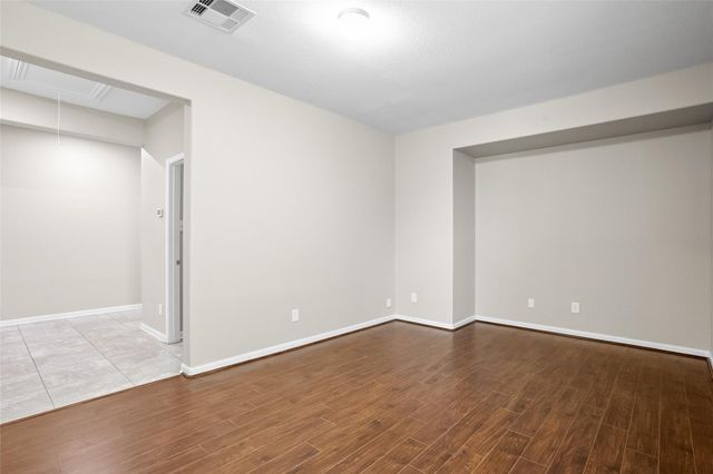 6530 Bayliss Valley Lane, Katy, TX 77449