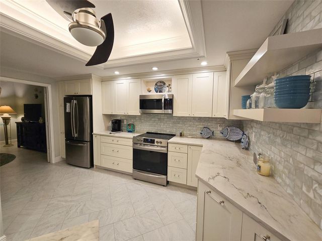 3120 N Highway A1a 1302, Fort Pierce, FL 34949