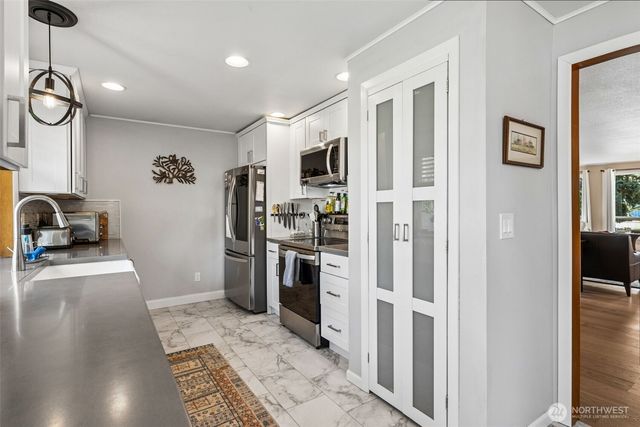 2806 Briar Lea Loop SE, Olympia, WA 98501