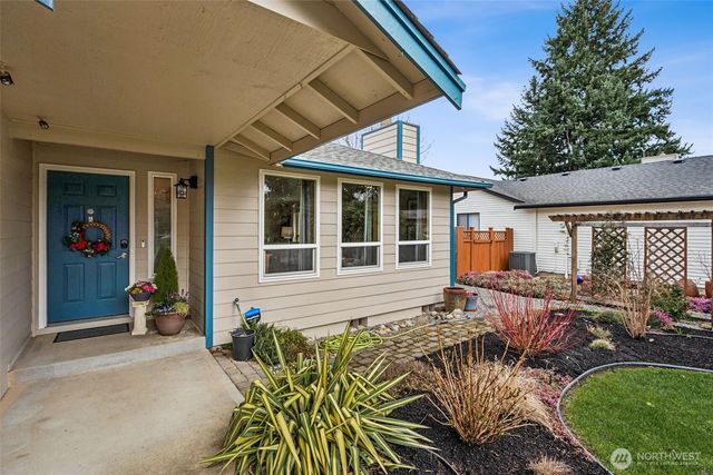 2806 Briar Lea Loop SE, Olympia, WA 98501