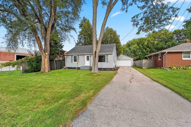 822 ARDENNES STREET, Green Bay, WI 54303