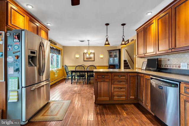 43 MORGAN RD, Aston, PA 19014