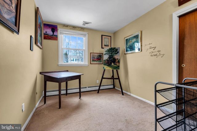 43 MORGAN RD, Aston, PA 19014