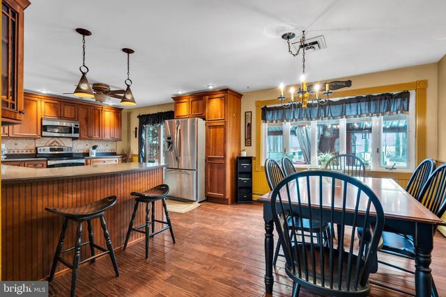 43 MORGAN RD, Aston, PA 19014