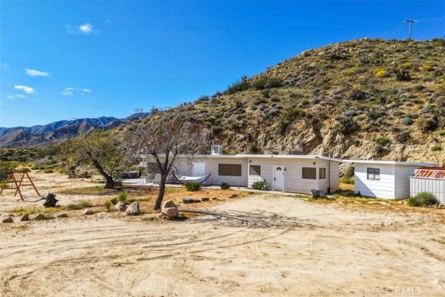 8500 S Samel Road, Morongo Valley, CA 92256