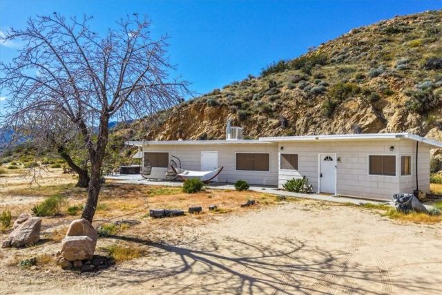8500 S Samel Road, Morongo Valley, CA 92256