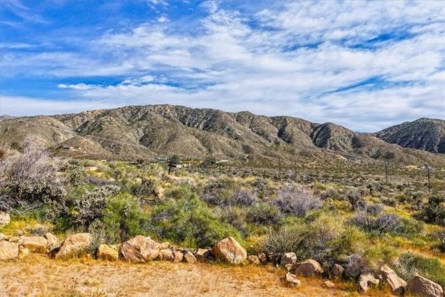 8500 S Samel Road, Morongo Valley, CA 92256