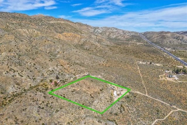8500 S Samel Road, Morongo Valley, CA 92256