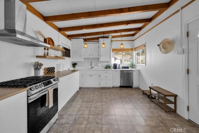 8500 S Samel Road, Morongo Valley, CA 92256