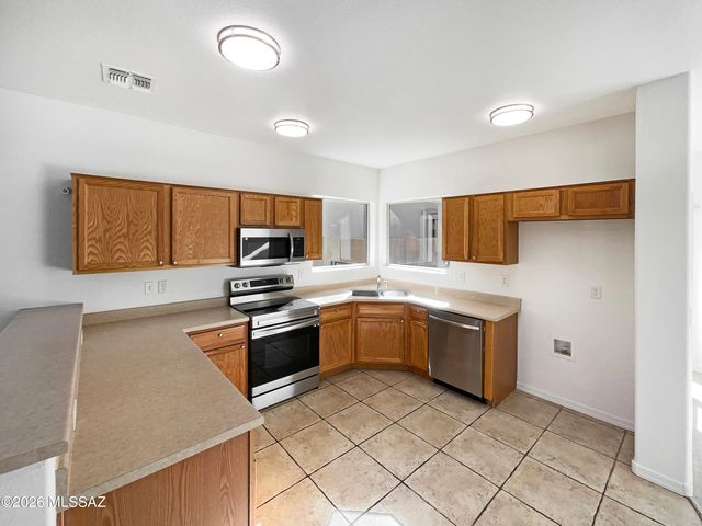 107 W Camino Rancho Lucido, Sahuarita, AZ 85629