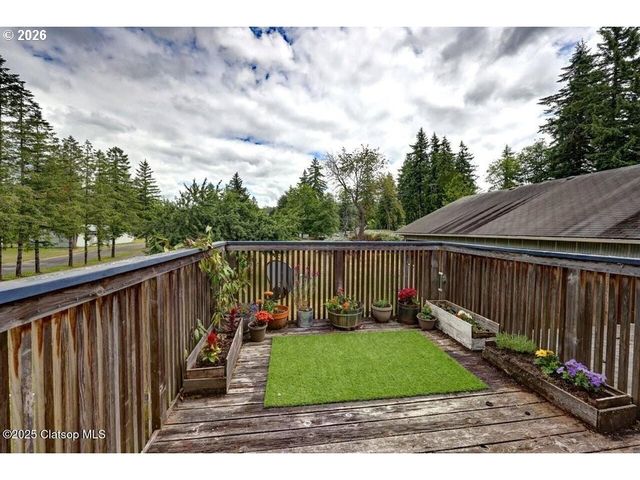42684 HILLCREST Loop, Astoria, OR 97103