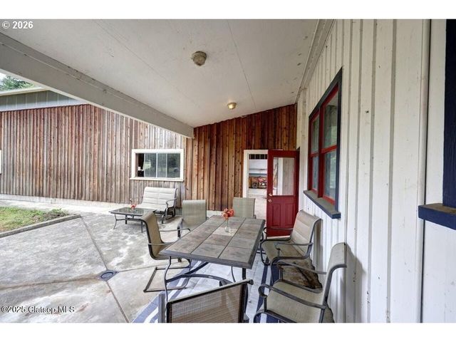 42684 HILLCREST Loop, Astoria, OR 97103