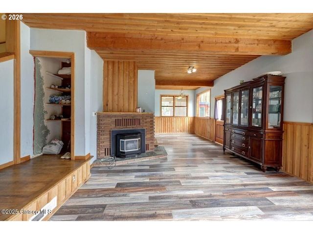 42684 HILLCREST Loop, Astoria, OR 97103