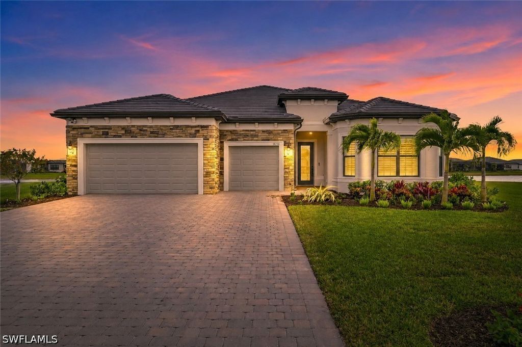 18236 Killinton CT, Estero, FL 33928