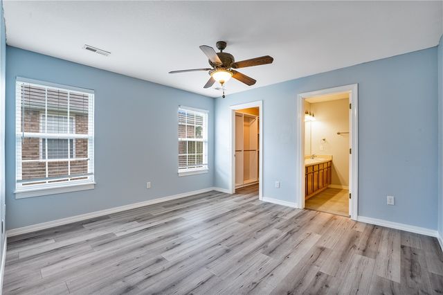 3509 SW Carriageway Avenue, Bentonville, AR 72712