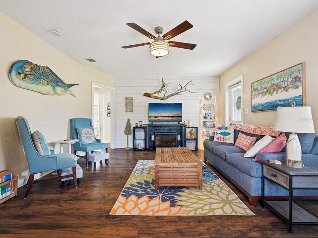 1711 MAGNOLIA STREET, New Smyrna Beach, FL 32168