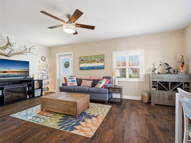 1711 MAGNOLIA STREET, New Smyrna Beach, FL 32168