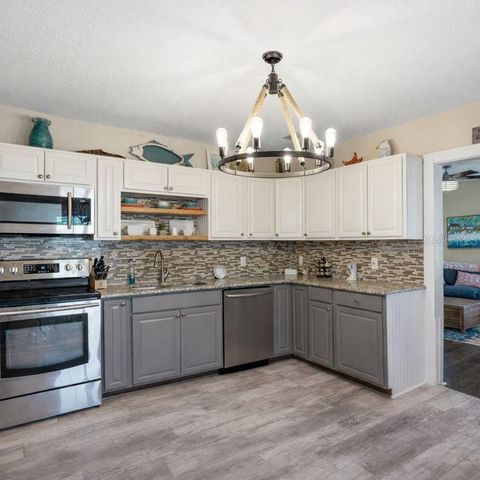 1711 MAGNOLIA STREET, New Smyrna Beach, FL 32168