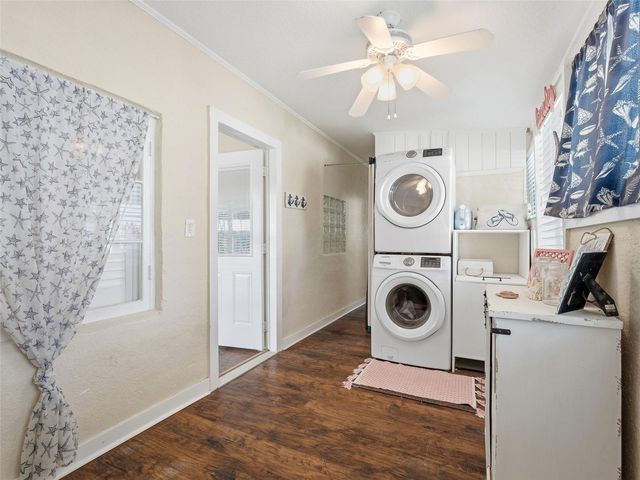 1711 MAGNOLIA STREET, New Smyrna Beach, FL 32168