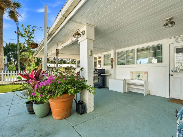 1711 MAGNOLIA STREET, New Smyrna Beach, FL 32168