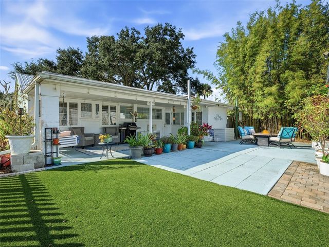 1711 MAGNOLIA STREET, New Smyrna Beach, FL 32168