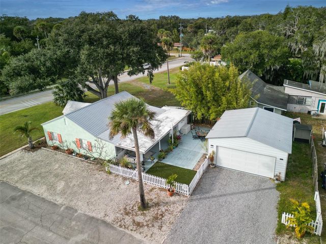 1711 MAGNOLIA STREET, New Smyrna Beach, FL 32168