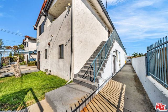 13308 Roselle Avenue, Hawthorne, CA 90250