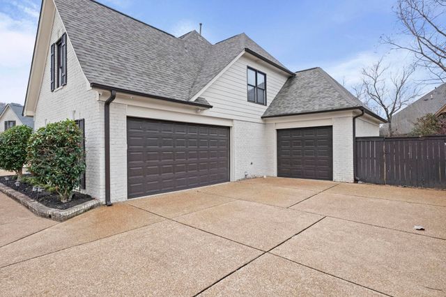 1701 MOSSY OAK LN, Collierville, TN 38017