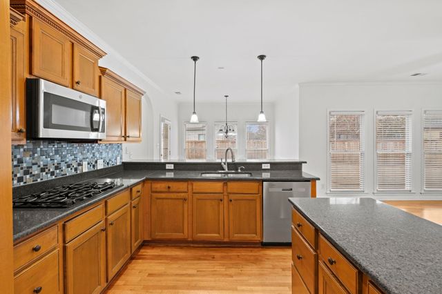 1701 MOSSY OAK LN, Collierville, TN 38017