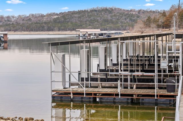 108 Deep Water Circle, Reeds Spring, MO 65737