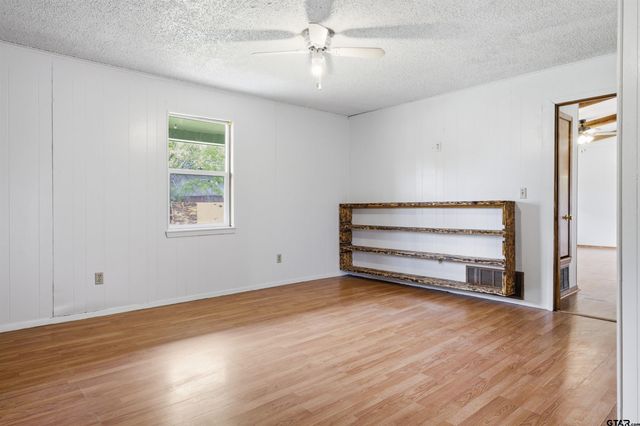 901 SW 10th Street, Cooper, TX 75432