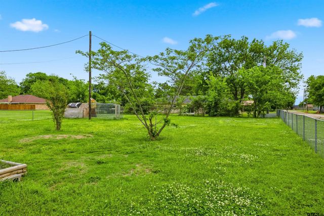 901 SW 10th Street, Cooper, TX 75432