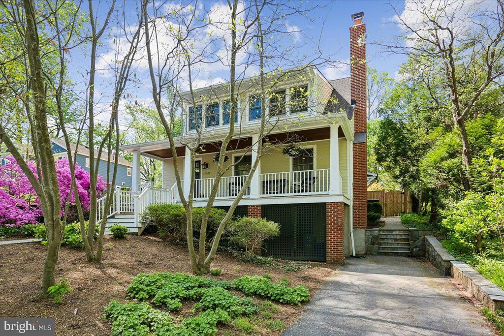 Image 46 of property listing at 11012 MONTROSE AVE, Garrett Park, MD 20896