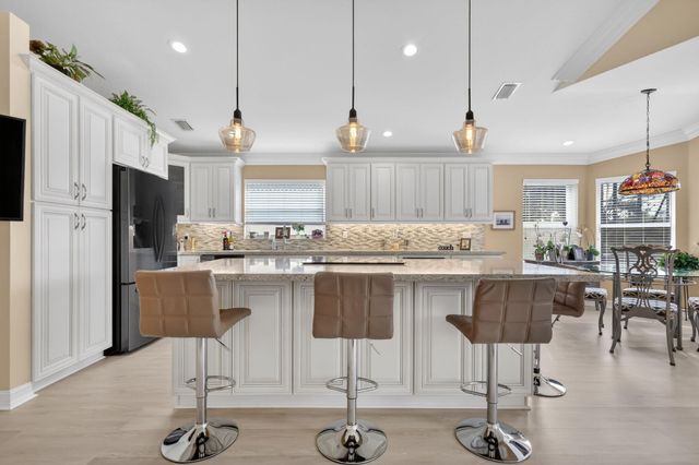 7374 Cortes Lake Drive, Delray Beach, FL 33446