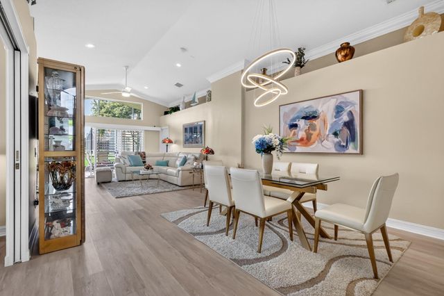 7374 Cortes Lake Drive, Delray Beach, FL 33446