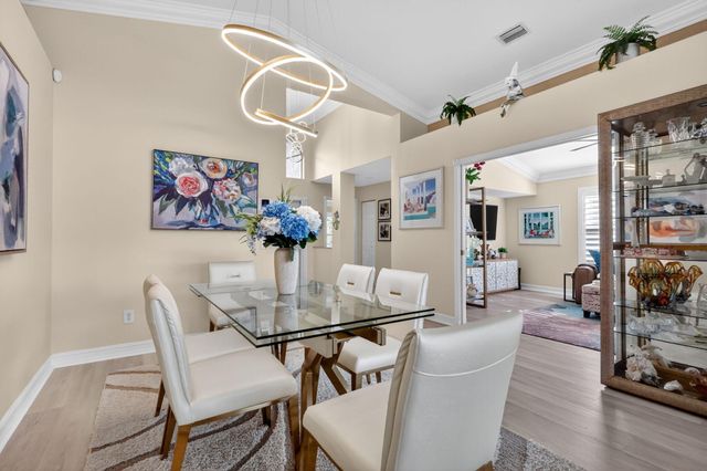 7374 Cortes Lake Drive, Delray Beach, FL 33446