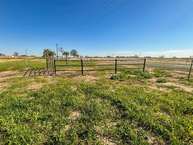 384 Cr-1475, Alvord, TX 76225