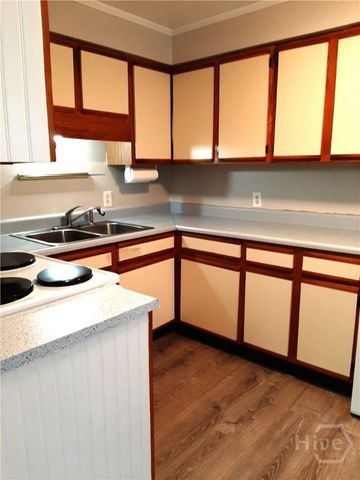 4 W 53rd Street, Savannah, GA 31405