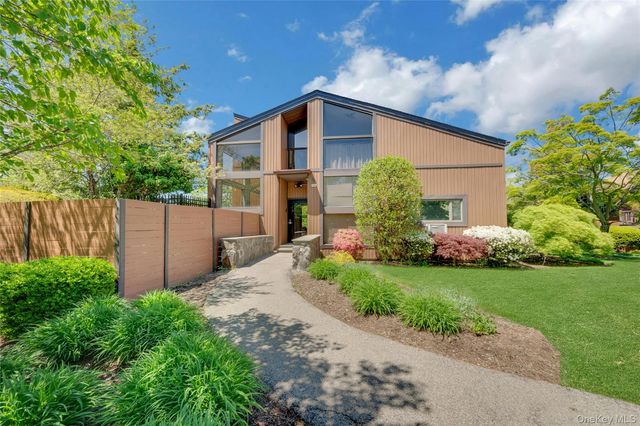 267 Martling Avenue, Tarrytown, NY 10591