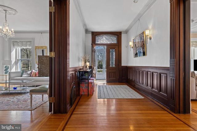 228 S RADNOR CHESTER RD, Villanova, PA 19085