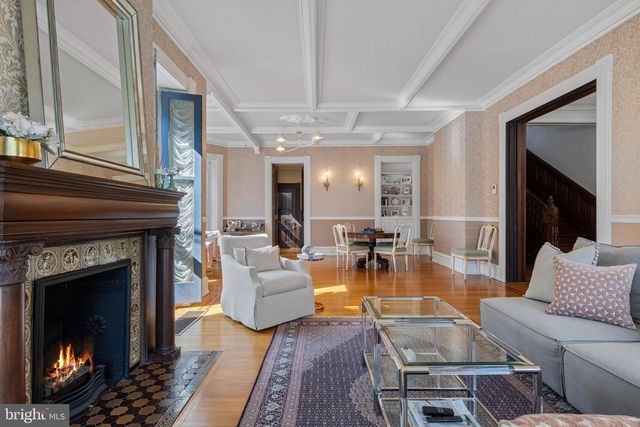228 S RADNOR CHESTER RD, Villanova, PA 19085