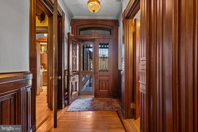 228 S RADNOR CHESTER RD, Villanova, PA 19085
