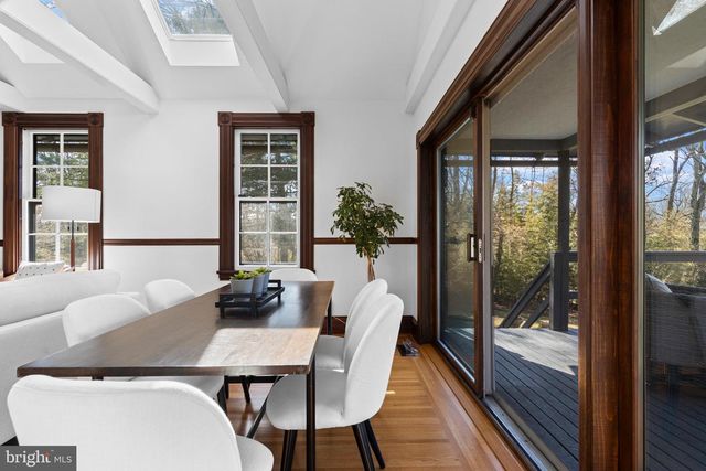 228 S RADNOR CHESTER RD, Villanova, PA 19085