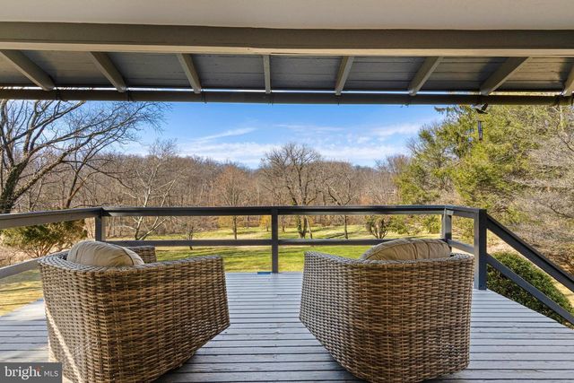 228 S RADNOR CHESTER RD, Villanova, PA 19085