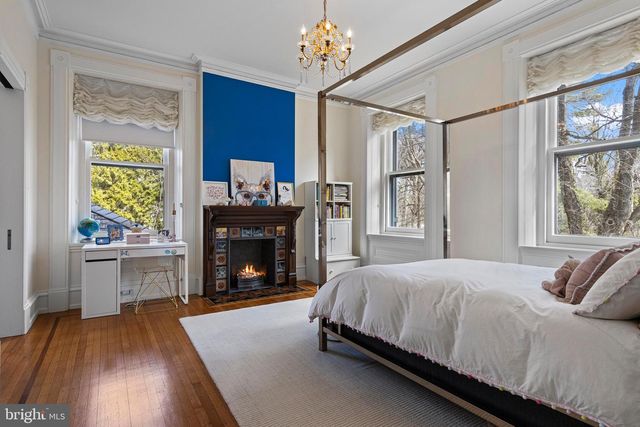 228 S RADNOR CHESTER RD, Villanova, PA 19085