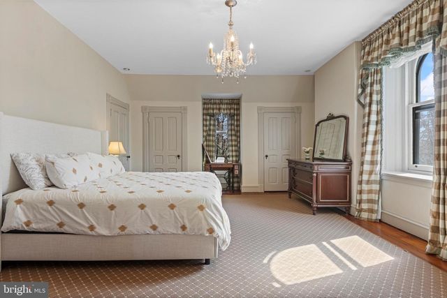 228 S RADNOR CHESTER RD, Villanova, PA 19085